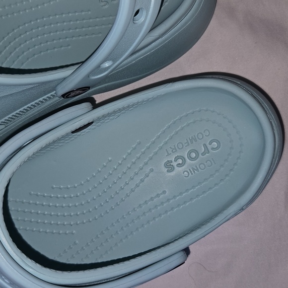 CROCS Sz:W8 Color:Blue Platform - Picture 8 of 11